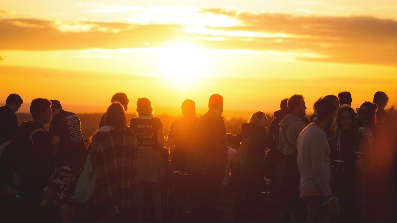 5 Places to Meet Your Next Boyfriend (Or Girlfriend)