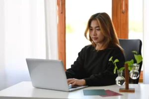a woman sharing her story with Boundless.org via email